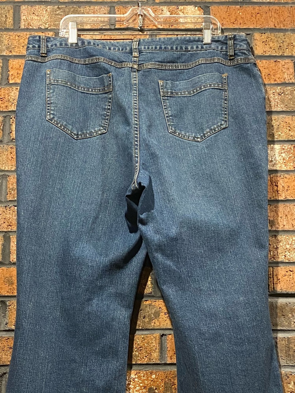 STYLE & CO. CLASSIC BLUE JEAN with BEAUTIFUL BEADED APPLIQUÉ - Picture 5 of 16